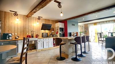 Maison de village - 180 m² - 7 pièces