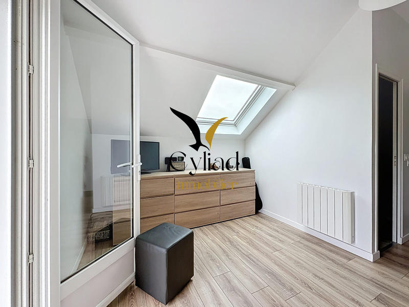 Maison - 140 m² - 4 pièces