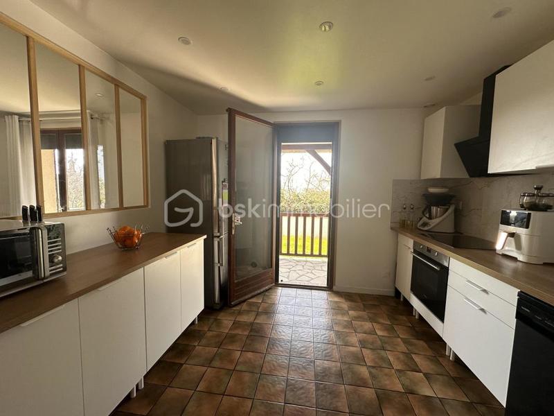 Maison - 110 m² - 6 pièces