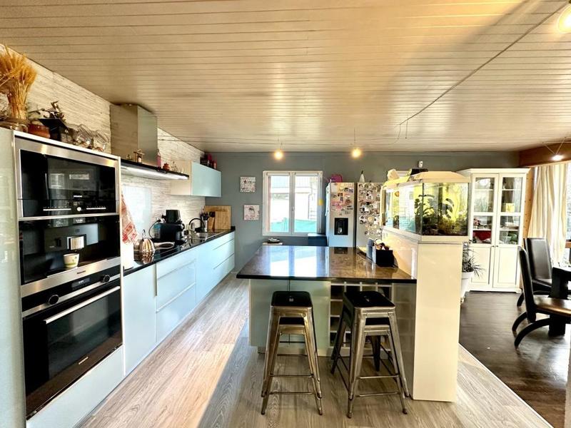 Maison - 101 m² - 4 pièces