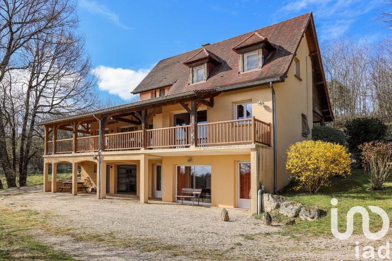 Maison - 167 m² - 5 pièces