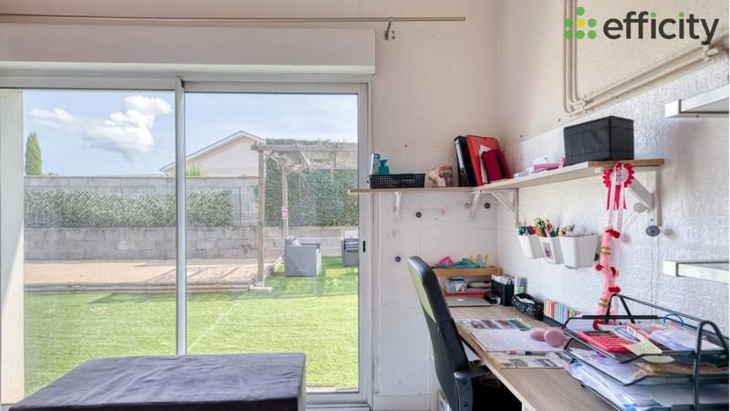 Maison - 264 m² - 8 pièces