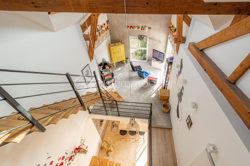 Corps de ferme - 218 m² - 6 pièces