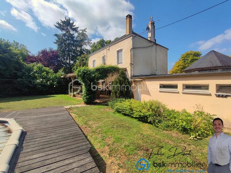 Corps de ferme - 190 m² - 8 pièces