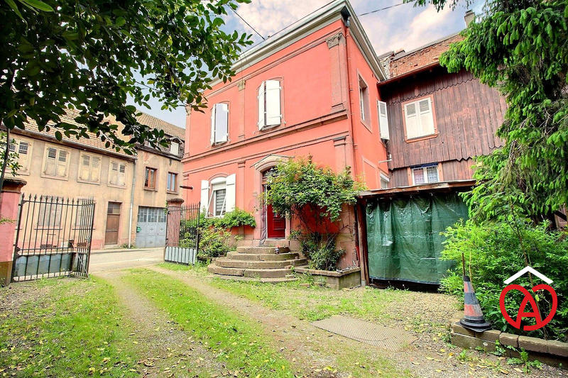 Maison ancienne - 180 m² - 8 pièces