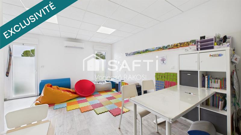 Local commercial - 333 m² - 12 pièces