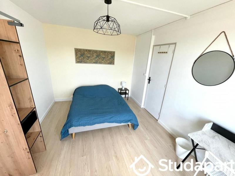 Chambre - 10 m² - 1 pièce