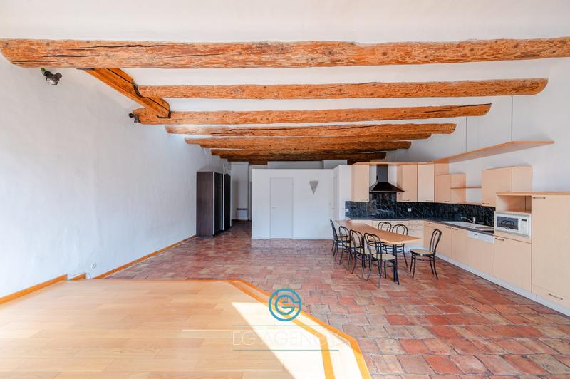 Appartement - 101 m² - 3 pièces