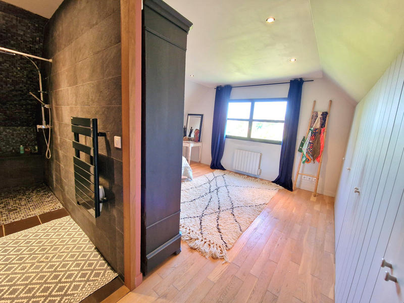 Maison - 165 m² - 6 pièces