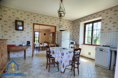 Maison - 160 m² - 5 pièces