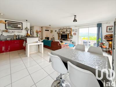 Maison - 97 m² - 4 pièces