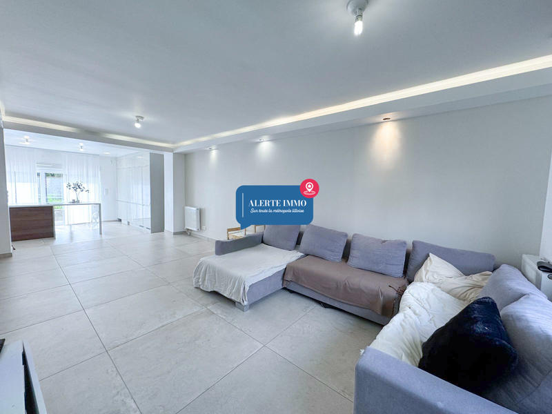 Maison - 122 m² - 5 pièces