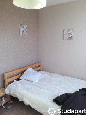 Chambre - 11 m² - 1 pièce
