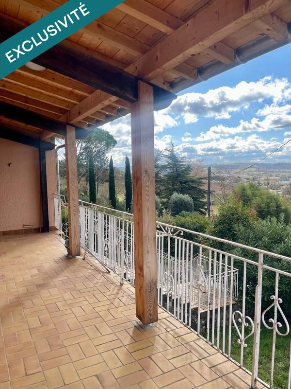 Maison - 137 m² - 6 pièces