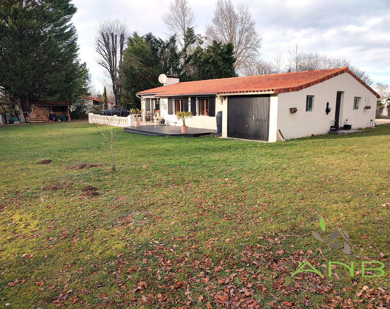 Maison - 96 m² - 4 pièces