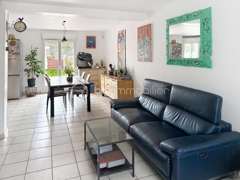 Maison - 97 m² - 6 pièces