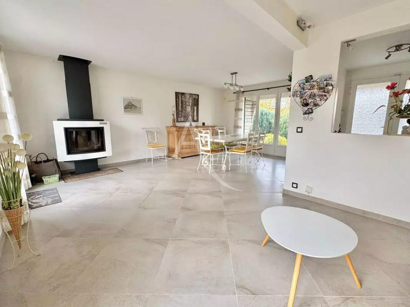 Maison - 170 m² - 7 pièces