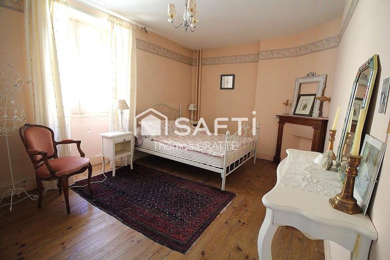 Maison - 110 m² - 6 pièces