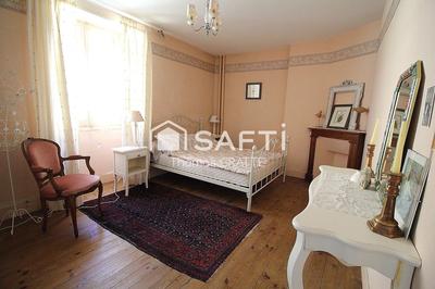 Maison - 110 m² - 6 pièces