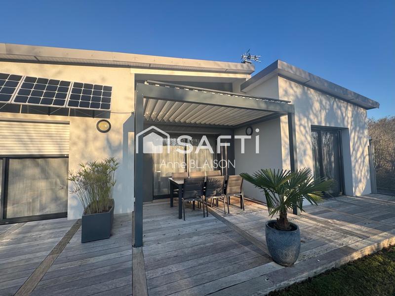 Maison - 108 m² - 5 pièces