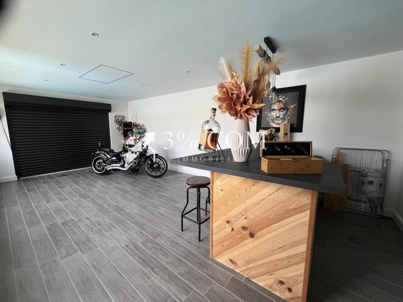 Villa - 185 m² - 6 pièces