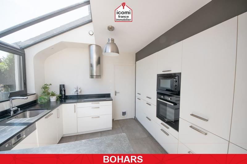 Maison - 200 m² - 6 pièces