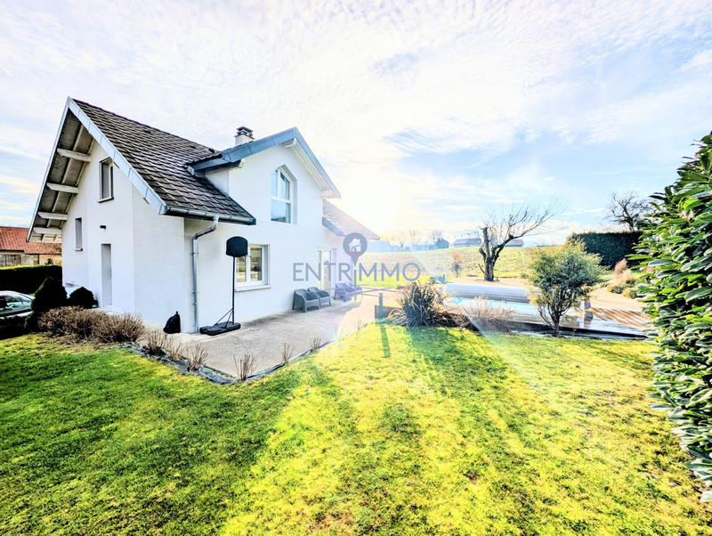 Maison - 96 m² - 5 pièces