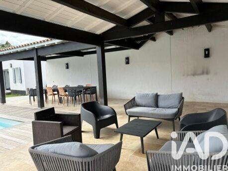 Maison - 167 m² - 7 pièces