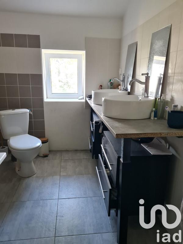 Maison - 370 m² - 9 pièces