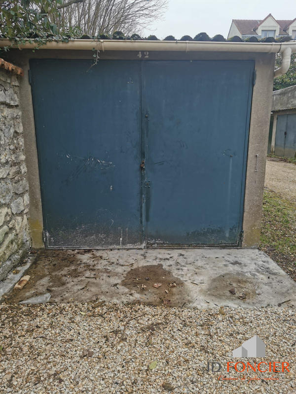 Parking / Garage - 17 m²