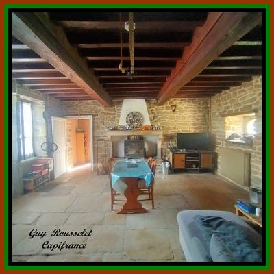 Propriété - 93 m² - 4 pièces