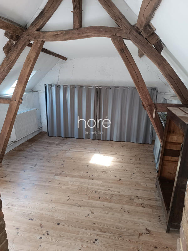 Maison ancienne - 220 m² - 7 pièces