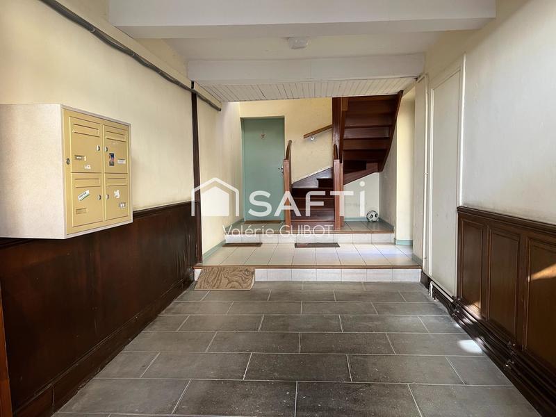 Maison - 700 m² - 20 pièces