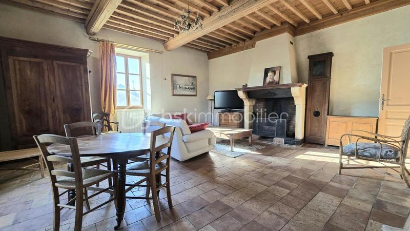 Maison de village - 165 m² - 7 pièces