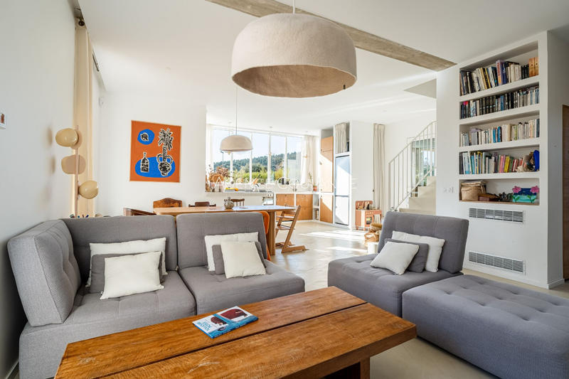 Maison - 100 m² - 4 pièces