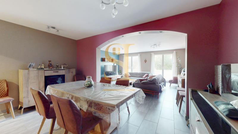 Maison - 263 m² - 8 pièces