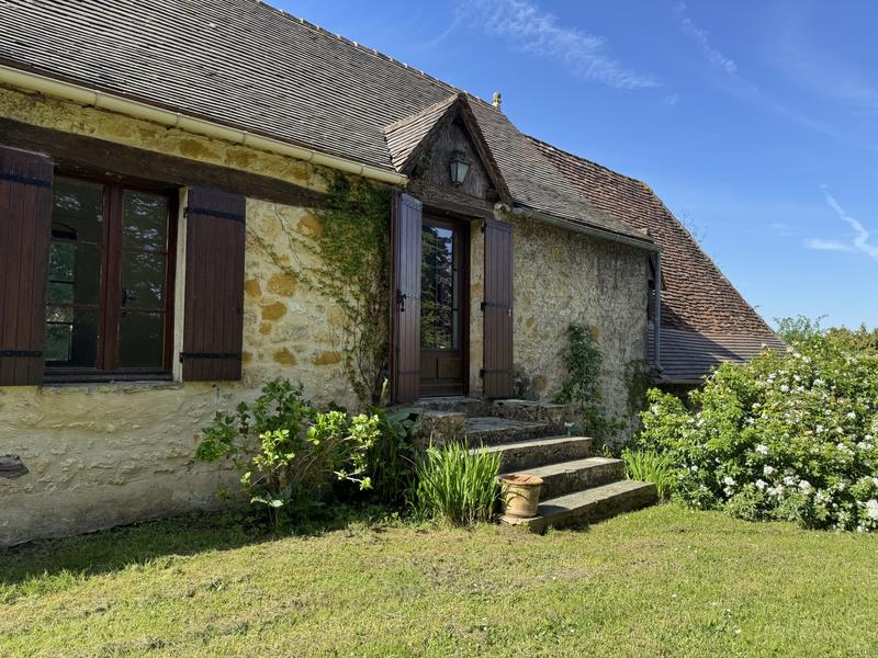 Maison traditionnelle - 211 m² - 7 pièces