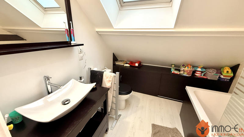 Maison - 110 m² - 5 pièces