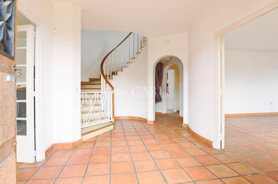 Maison - 292 m² - 7 pièces