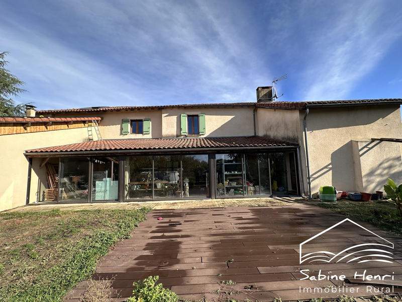 Maison ancienne - 175 m² - 6 pièces