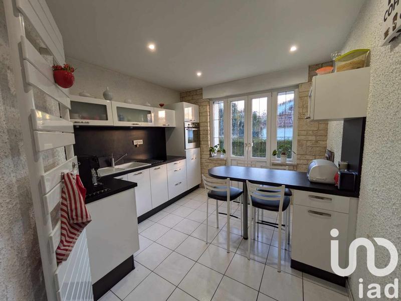 Maison - 97 m² - 5 pièces