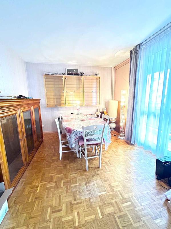 Appartement - 81 m² - 4 pièces