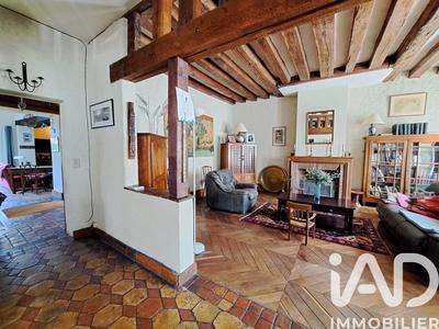 Maison - 285 m² - 9 pièces