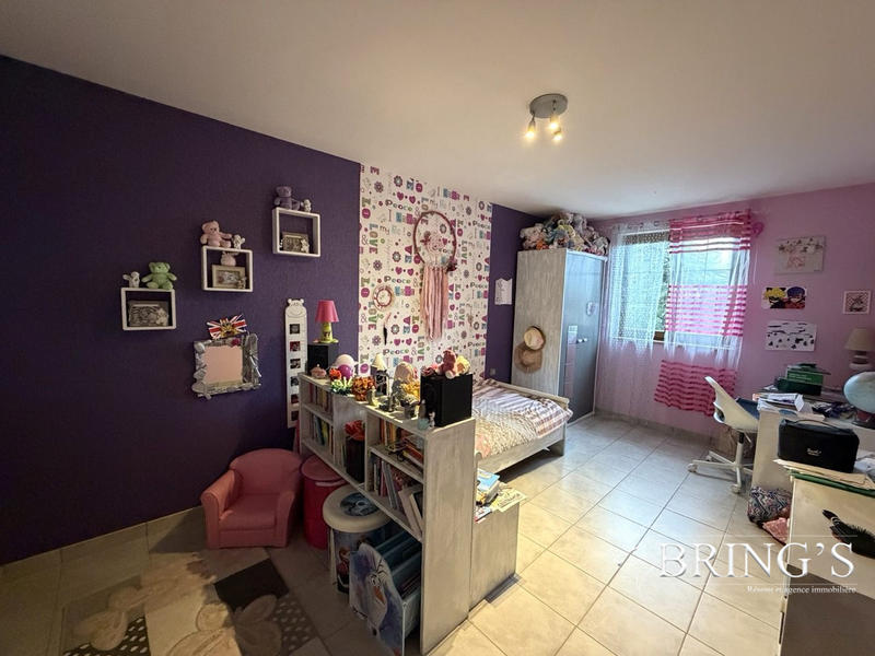 Maison - 273 m² - 7 pièces