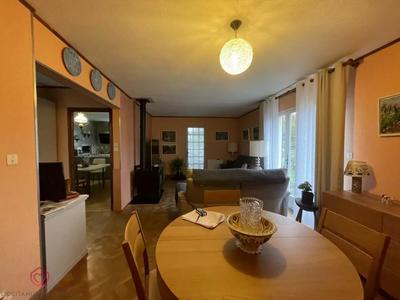 Villa - 144 m² - 6 pièces