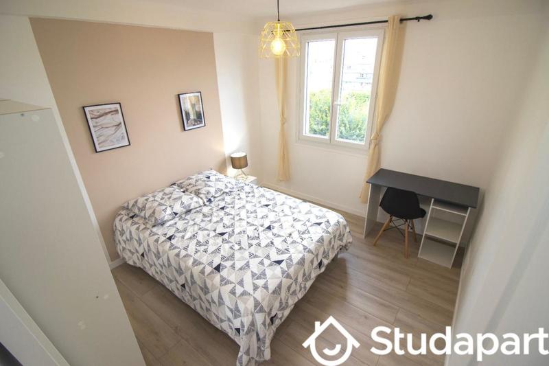 Chambre - 11 m² - 1 pièce