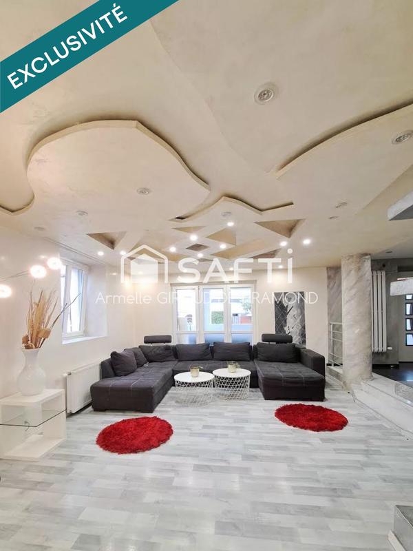 Maison - 177 m² - 8 pièces