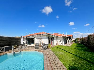 Maison - 155 m² - 5 pièces