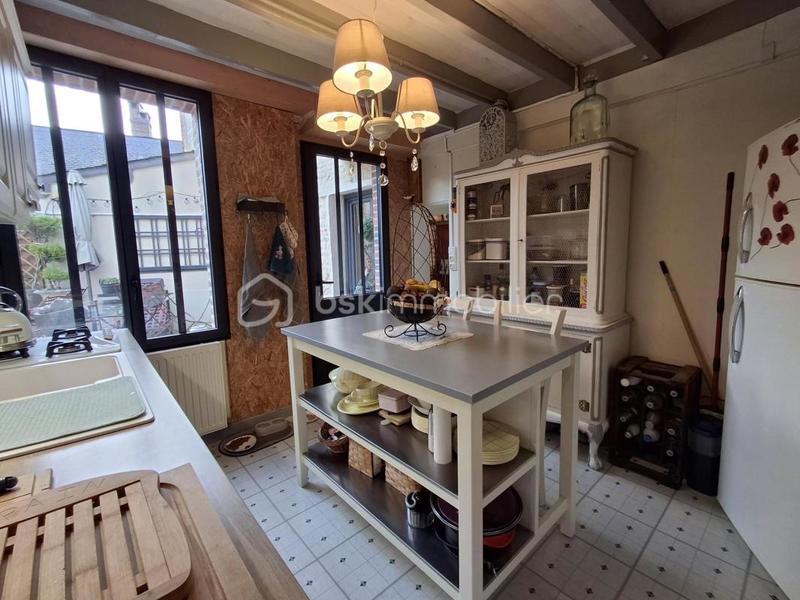 Maison - 92 m² - 5 pièces