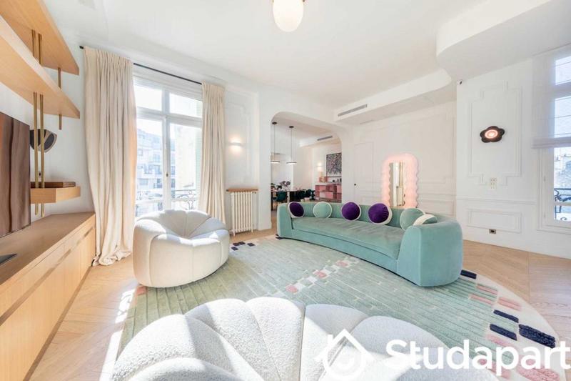 Appartement - 160 m² - 5 pièces